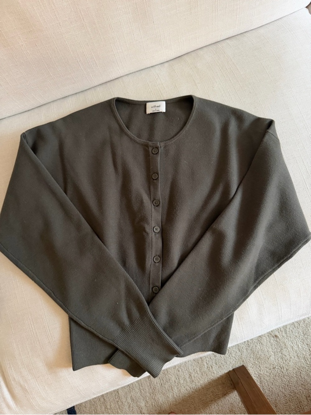 ARITZIA Wilfred Go Lightly Cardigan in Olive Green